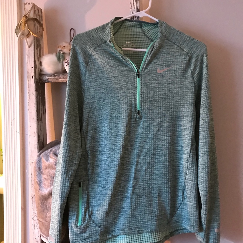 Nike Quarter Zip